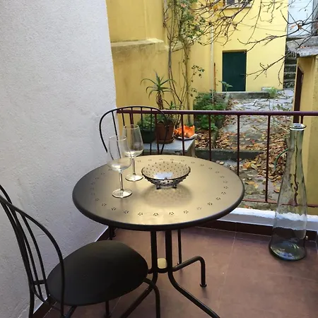 Principe Real, 1br 1ba, Private Terrace, Calm Lisbon